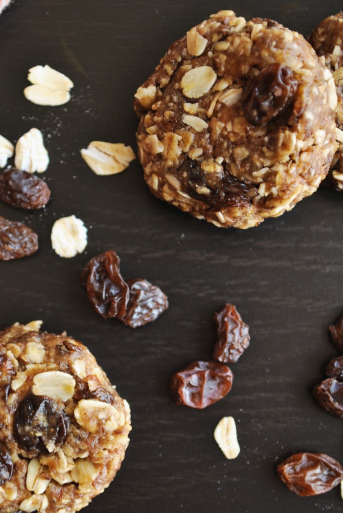 No Bake Granola Bar Cookies || fooduzzi.com