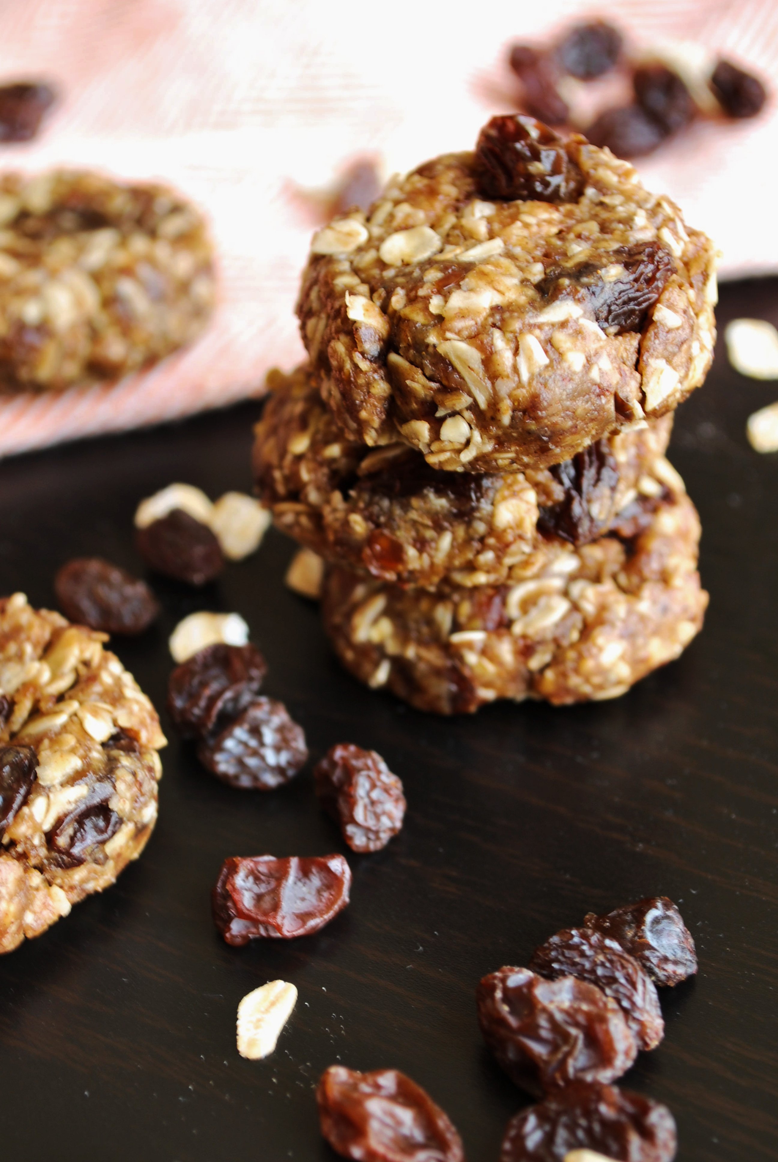 No Bake Granola Bar Cookies || fooduzzi.com