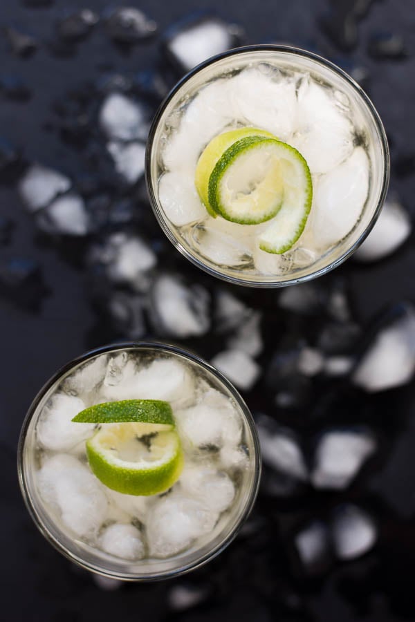 Upside-Down Tequila Slammer with a Twist: a refreshing 3-ingredient cocktail that's perfect for the Gilmore girls premier! Naturally gluten free and easily made vegan. || fooduzzi.com recipe